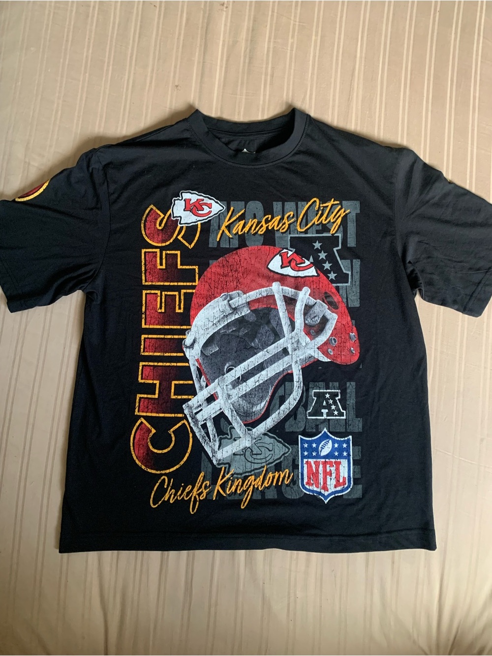 Kansas city chefs NFL tee shirt